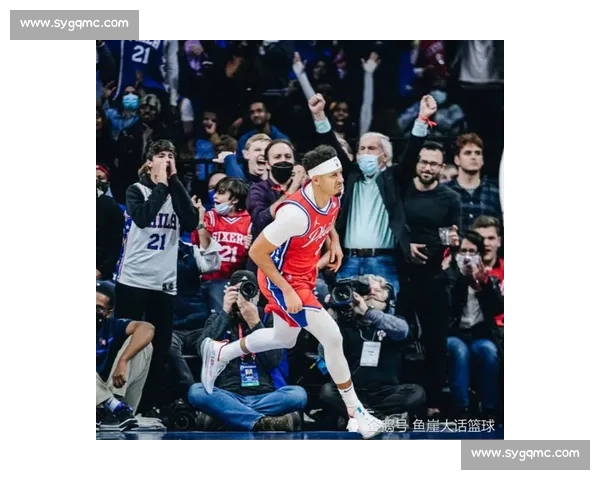 NBA76人激战勇士焦点对决 库里率队冲击连胜恩比德能否强势回应引关注 NBA76人激战勇士焦点对决 库里率队冲击连胜恩比德能否强势回应引关注